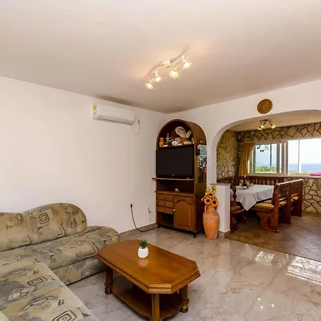 House Kelava Holiday home